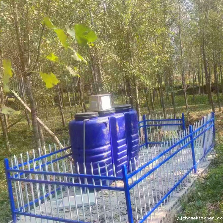 山东临沂市某村镇定制PE净化槽